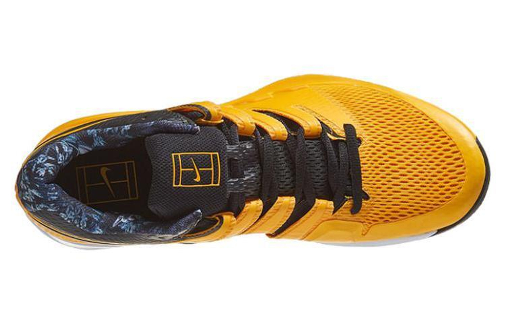 Кроссовки Nike Air Zoom Court Vapor X "University Gold"