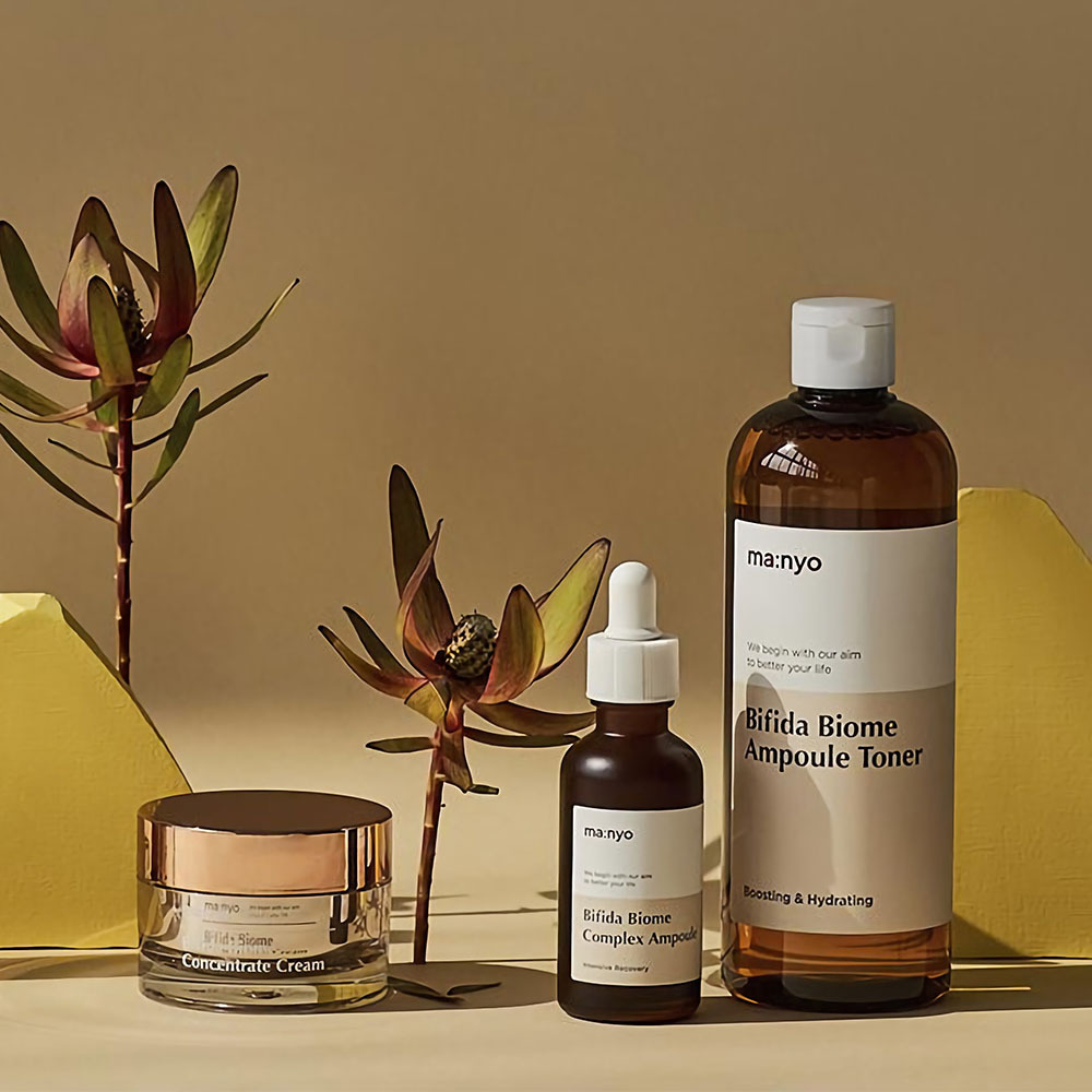 Manyo Bifida Biome Ampoule Toner ампульный укрепляющий тонер с бифидобактериями (300 мл.)