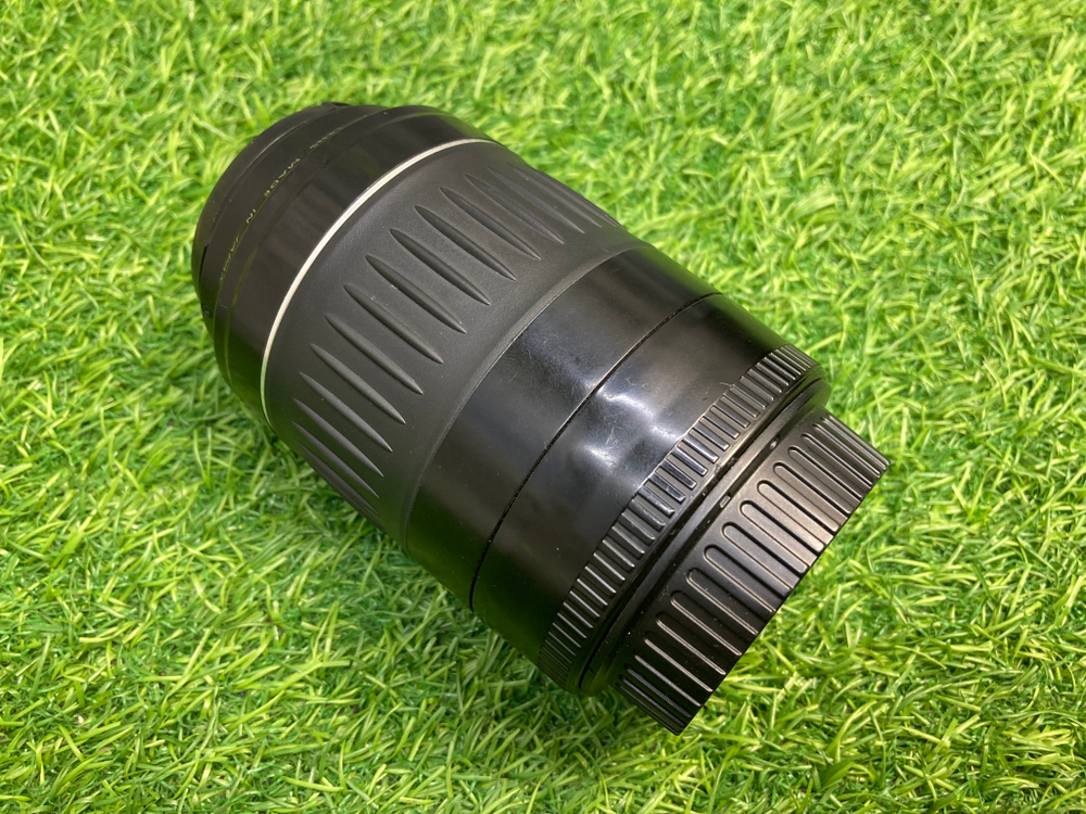 Canon EF 55-200mm 4.5-5.6 II USM