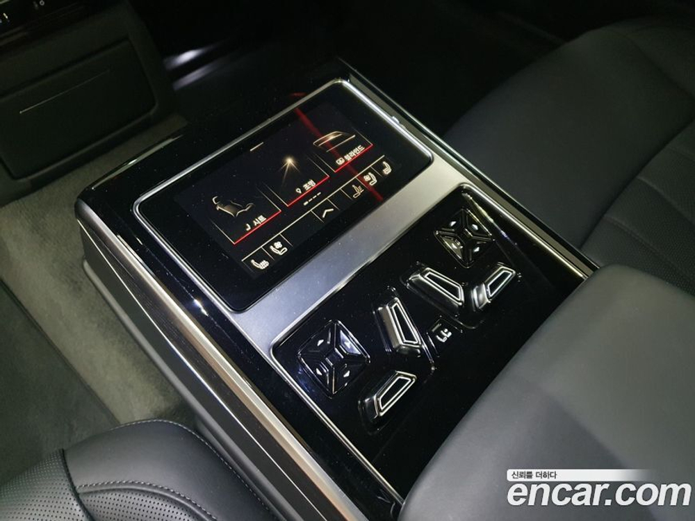 Audi A8 (D5) 55 TFSI Quattro LWB (12.2022)