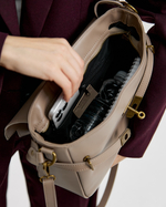 Сумка 557 01 тауп светлый