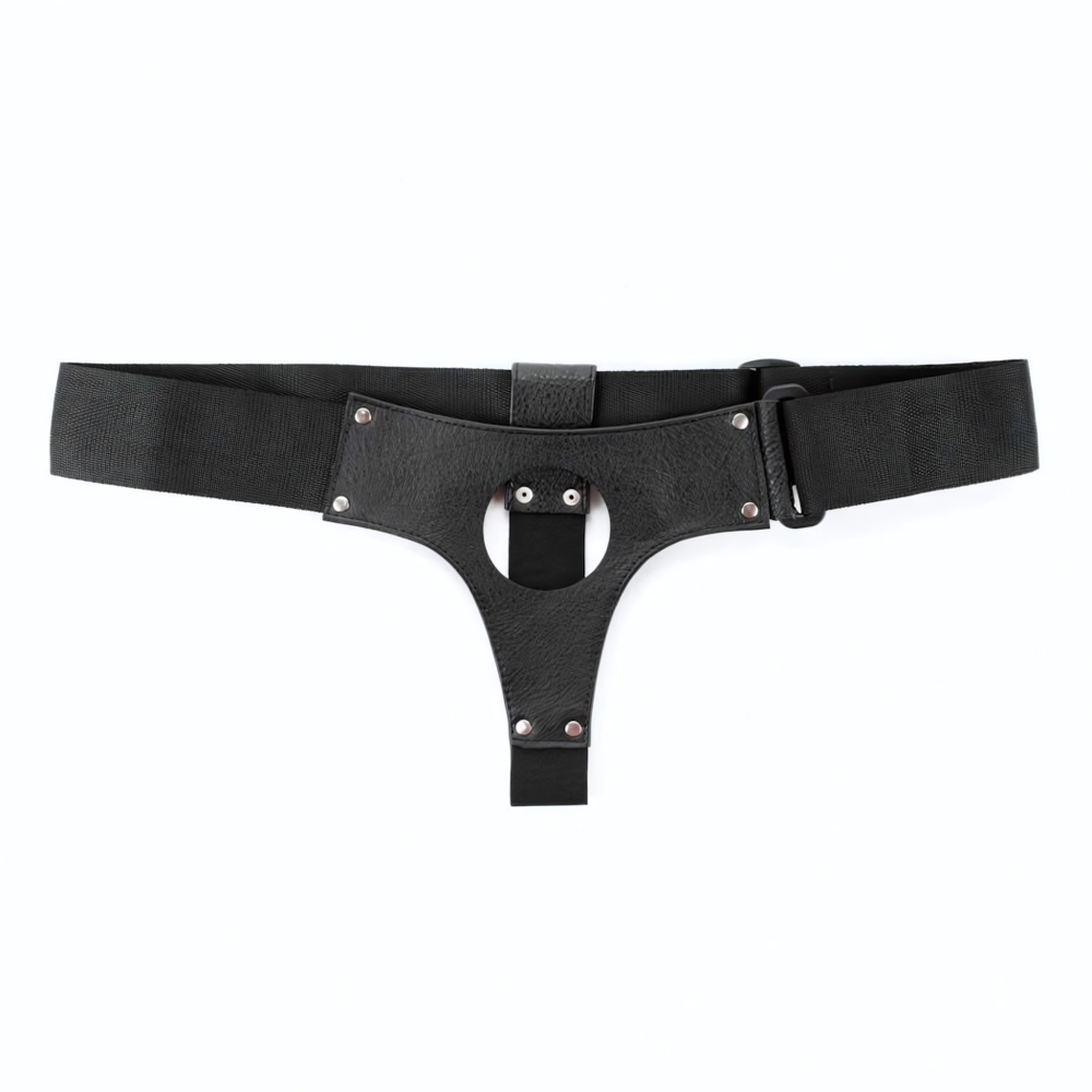 Чёрные кожаные трусики для больших насадок (Размер: S-M) (Цвет: черный)