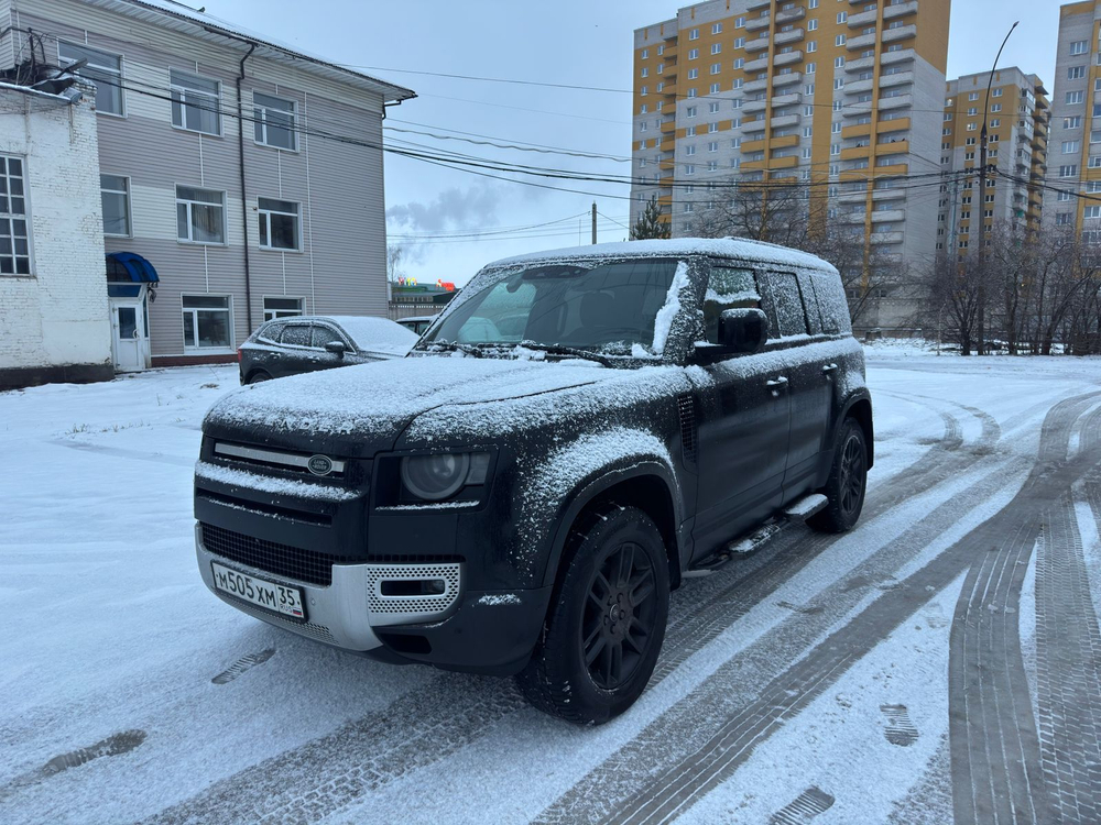 Land Rover Defender 3.0D 249PS X-Dyn SE