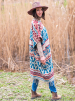 Накидка с этническим геометрическим орнаментом