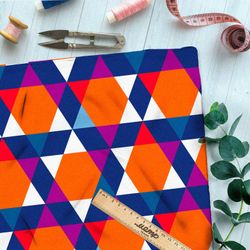 Ткань кулирная гладь яркая графическая абстракция