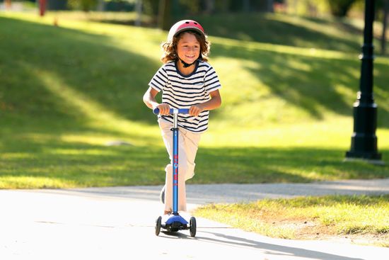 Самокат Maxi Micro Deluxe LED Blue