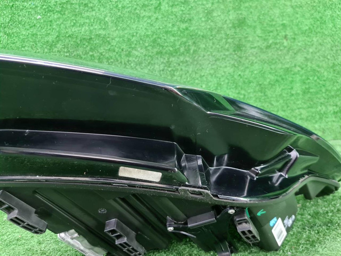 Фара левая Range Rover Evoque 1 (2015-2018) ксенон