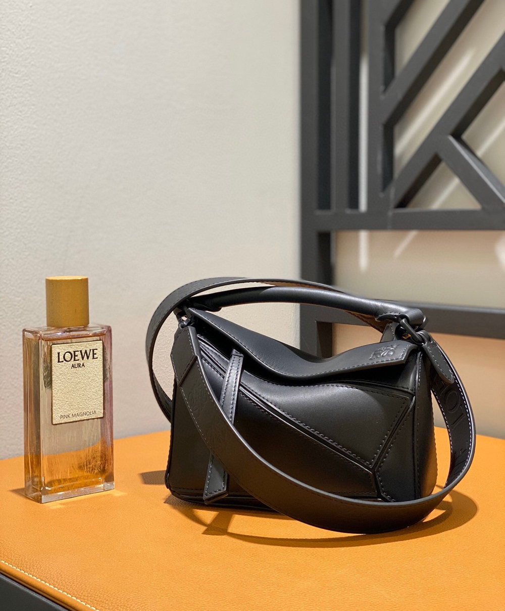 Loewe Puzzle 18 cm