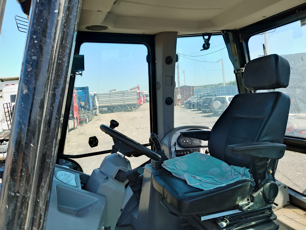 PB Профессионал PB388* Экскаватор-погрузчик PB388H (Дизельный, 3.9 л, 101 л.с. АТ)
