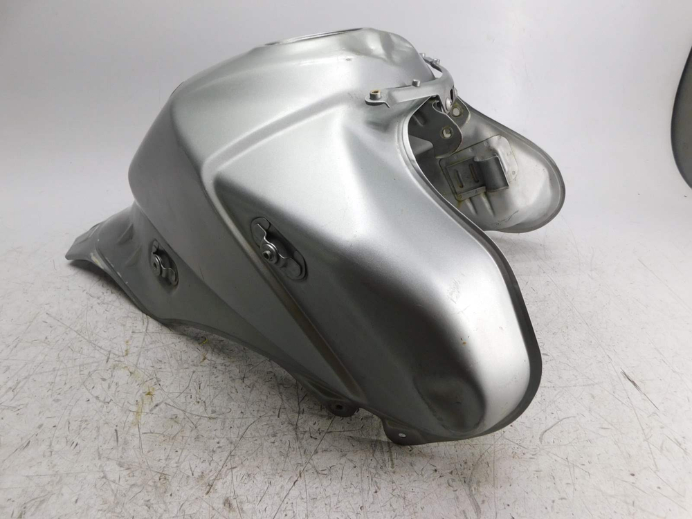 Бак топливный Suzuki DL650 V-Strom
