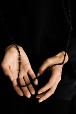 Длинные бусы Alethea из черного агата Loginova x QUARZ