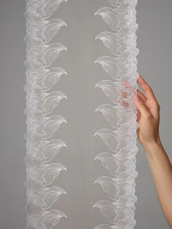 05-176 ОПТ Вышивка на неэл. сетке 25 см, бежевый 775 /айвори 004/ серебро