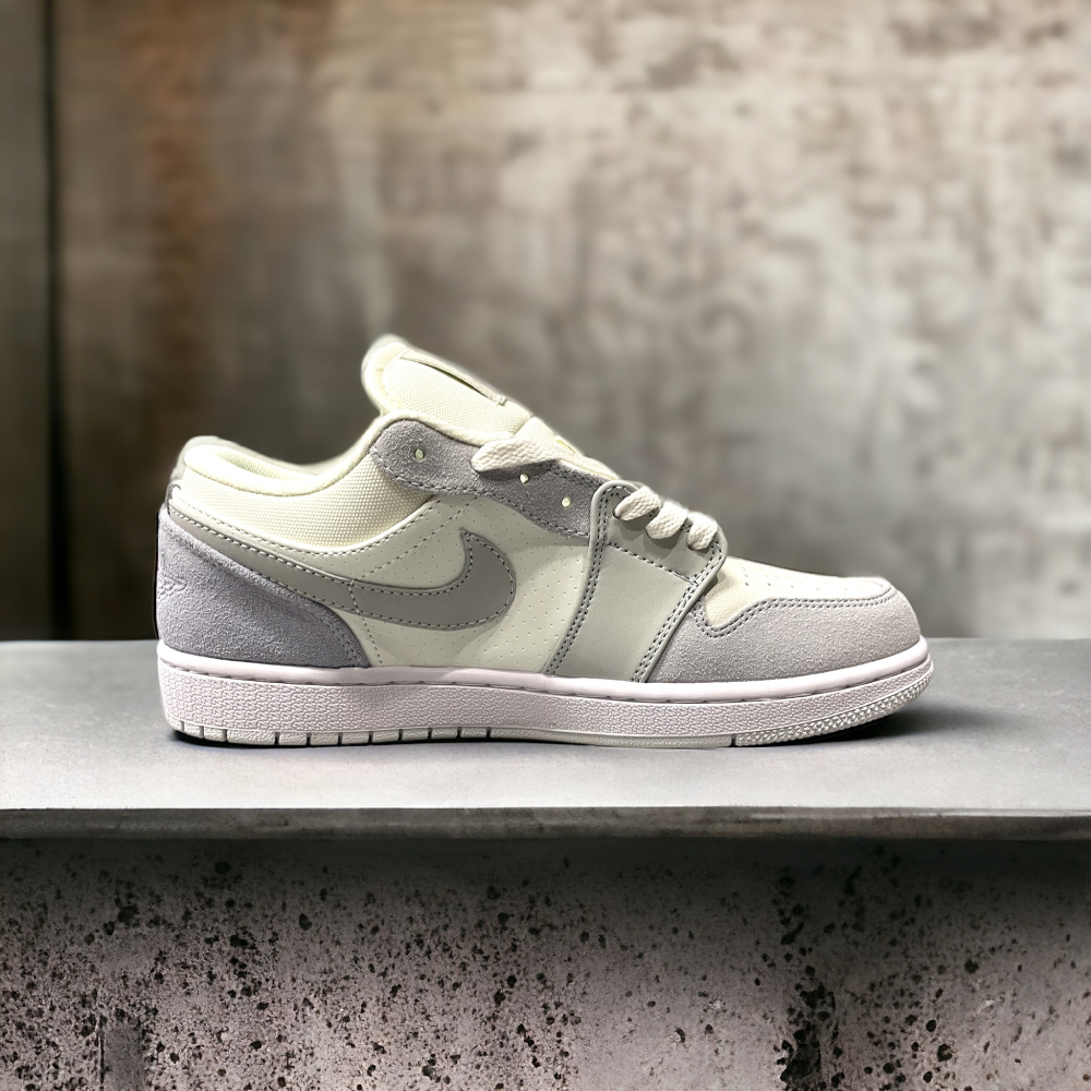 Nike Air Jordan 1 Low • Gray