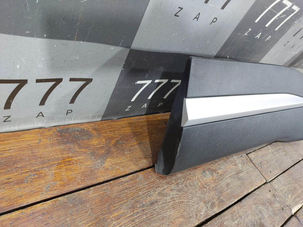 Накладка двери задней левой Chery Tiggo 7 Pro 20-нв Б/У Оригинал 609000497AA