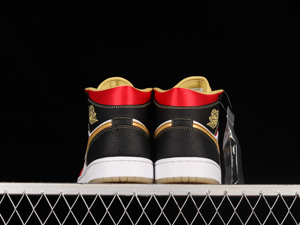 Air jordan 1 white black gold cheap