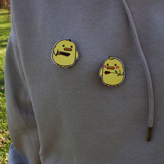 Значок деревянный (брошь)  Утка Мем Bad. Fire Pin