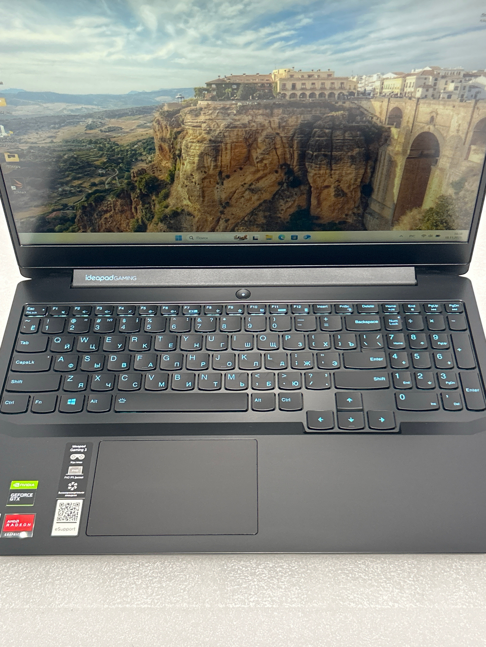 Ноутбук игровой Lenovo ideapad Gaming 3 15ARH05 15.6"/AMD Ryzen 5 4600H/RAM 8GB DDR4/256GB SSD/NVIDIA GeForce GTX 1650 4GB/1920х1080/IPS 120Hz/DOS/Подсветка кл-ры: LED/Цвет черный. Состояние: B1