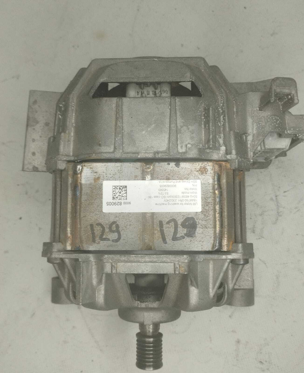 129 Двигатель стиральной машины Bosch 142369 б/у