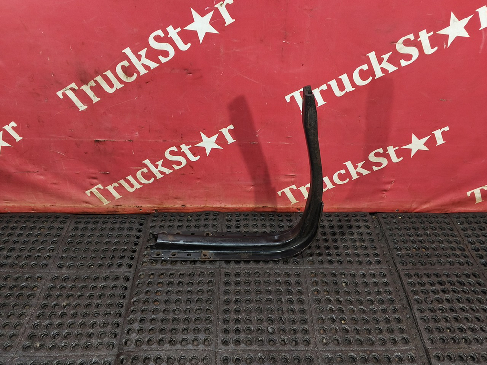 Кронштейн топливного бака 2023г