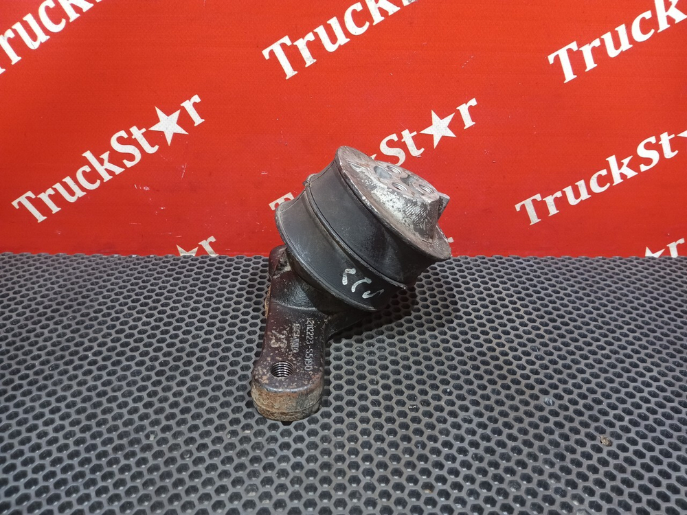 Подушка двигателя передняя правая