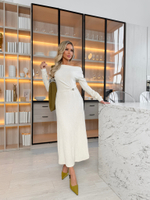 Платье со сборкой в длине миди