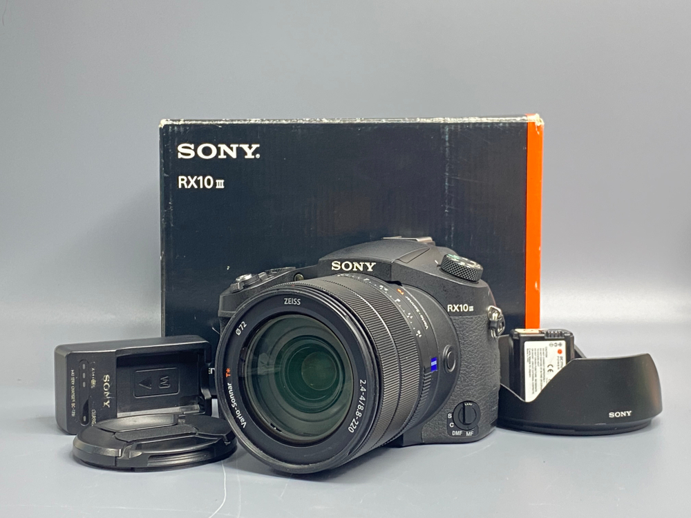 Sony Cyber-Shot RX10 III