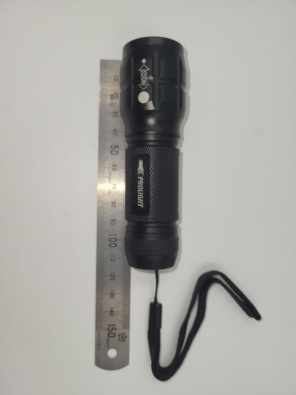 Фонарь светодиодный для туризма, охота, кемпинга и рыбалки Stinger Prolight (металлический корпус) PRL-30989 (батарейки в комплекте). Товар уцененный