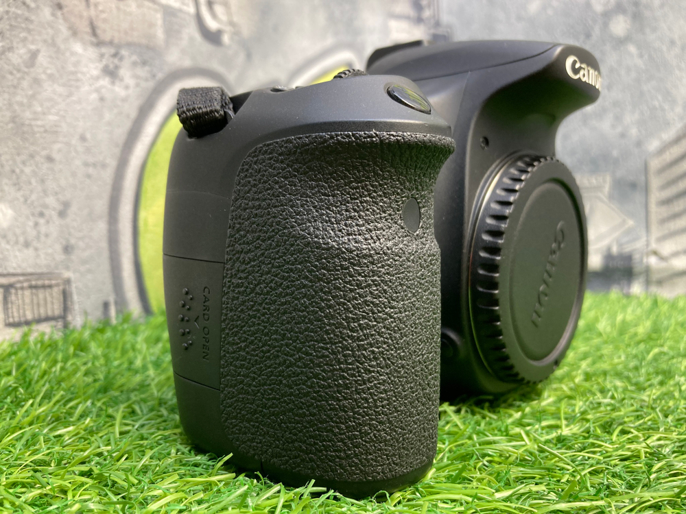 Canon EOS 60D (4.210 кадров) Покупка/Продажа