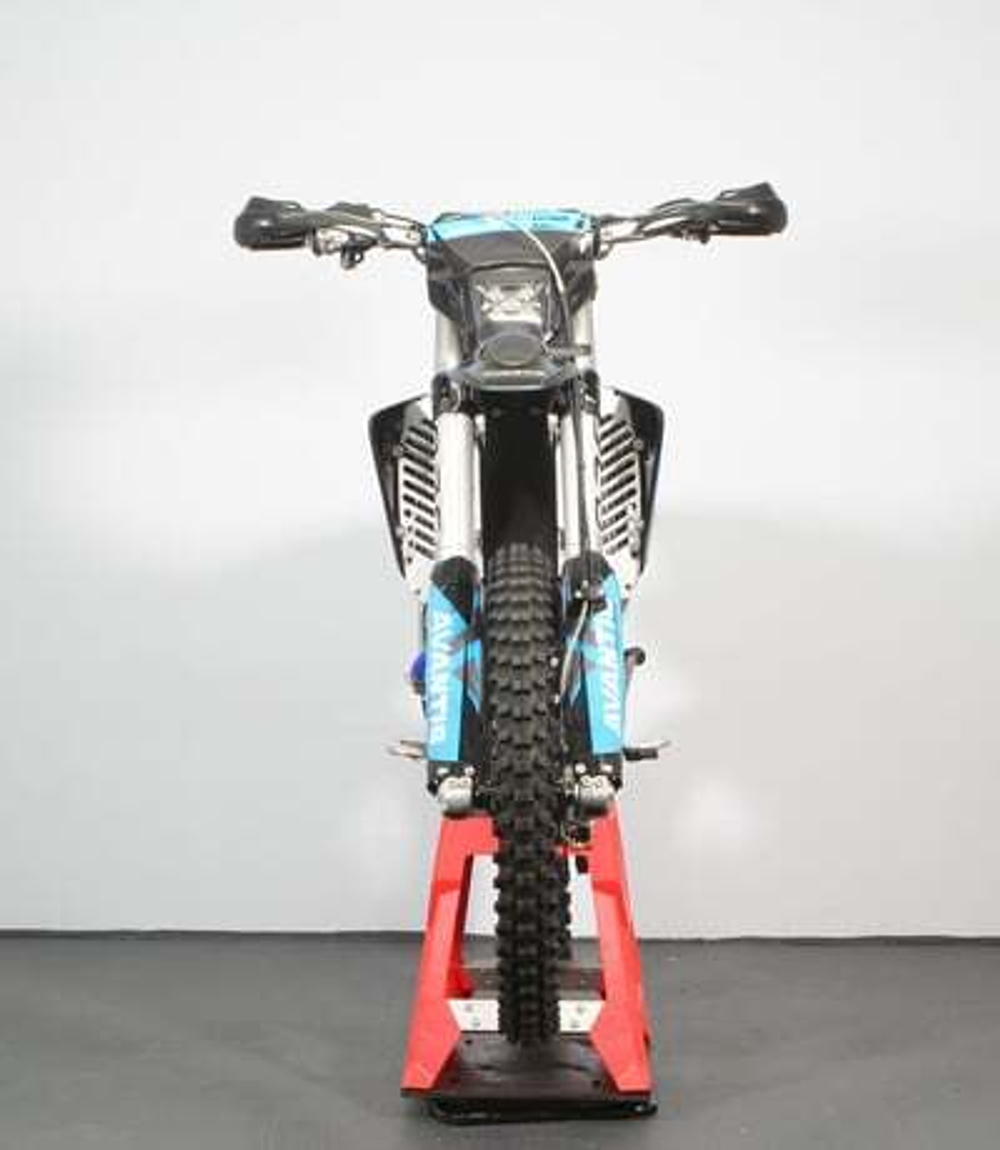 Мотоцикл кроссовый эндуро AVANTIS 300 PRO CARB FCR EXCLUSIVE (NC300-S/182MM) ARS