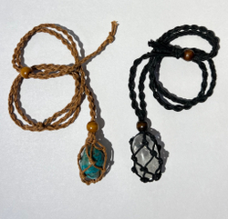 Авоська-подвеска для кристаллов черная в стиле бохо