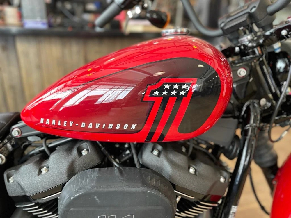 Street Bob 114 Harley-Davidson 2023 REDLINE RED с НДС