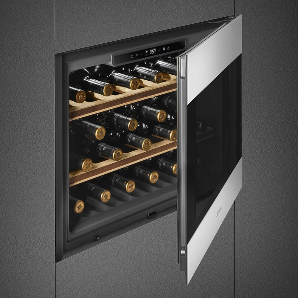 Холодильный шкаф для вина Smeg CVI321X3