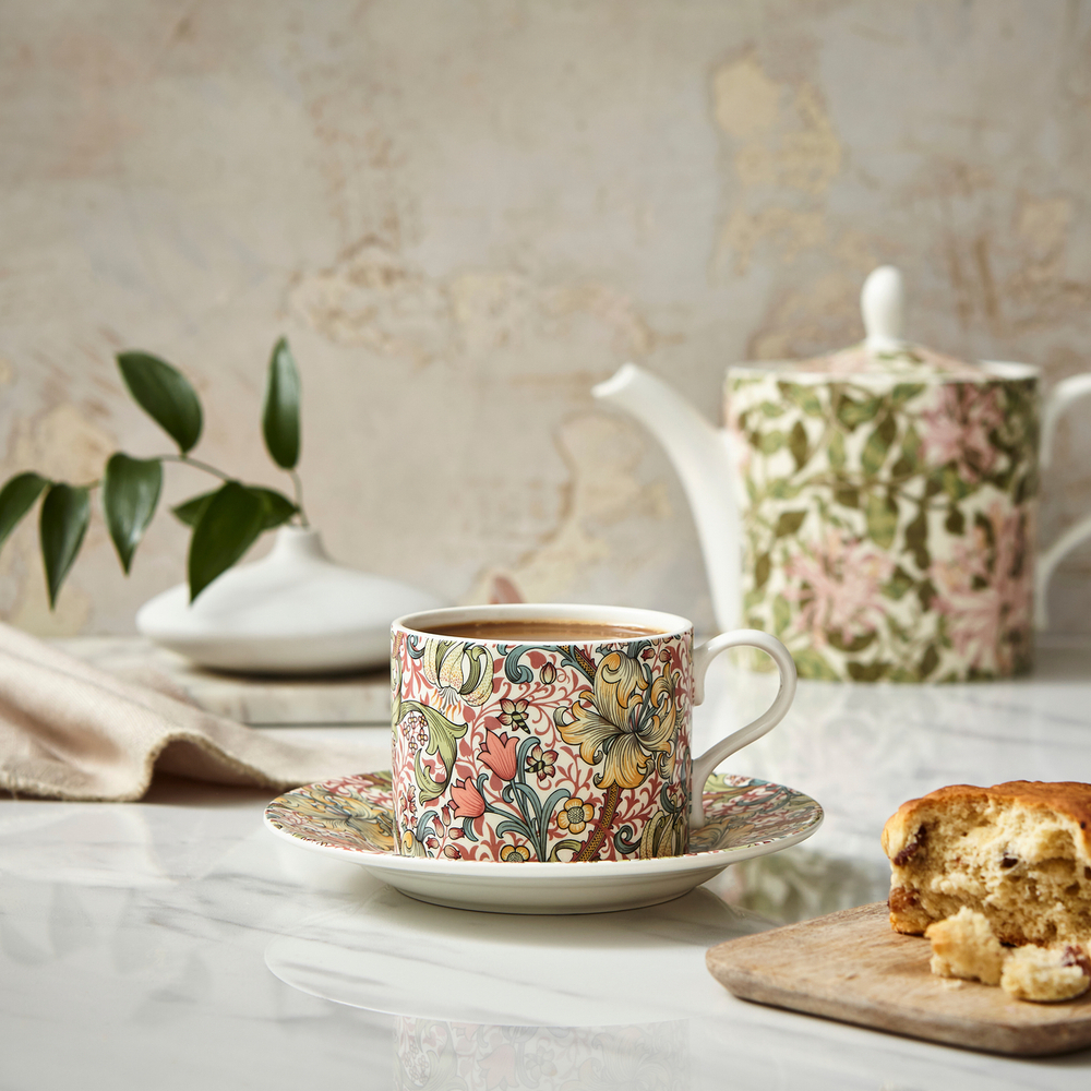 Spode Чашка с блюдцем от Morris & Co. Чайная чашка "Золотая лилия" 280 мл