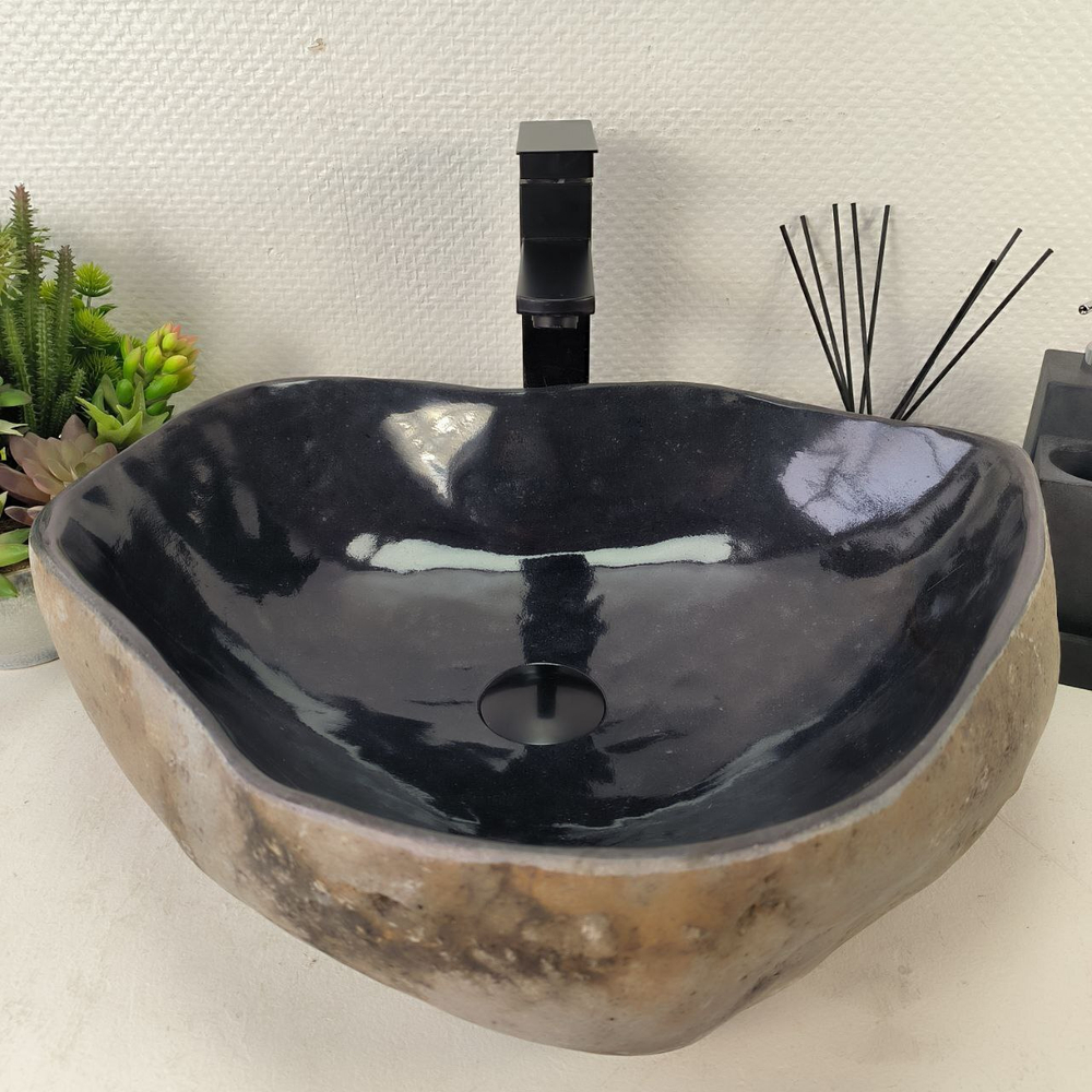 Раковина из речного камня RS-65060 49*41*15 0862