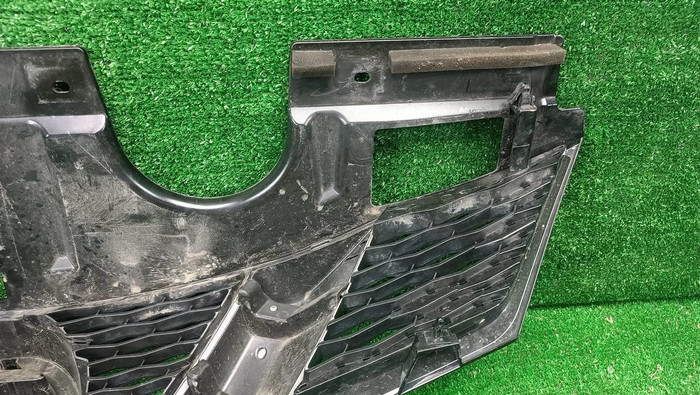 Решетка радиатора Nissan X-Trail T32 (2013-2019)