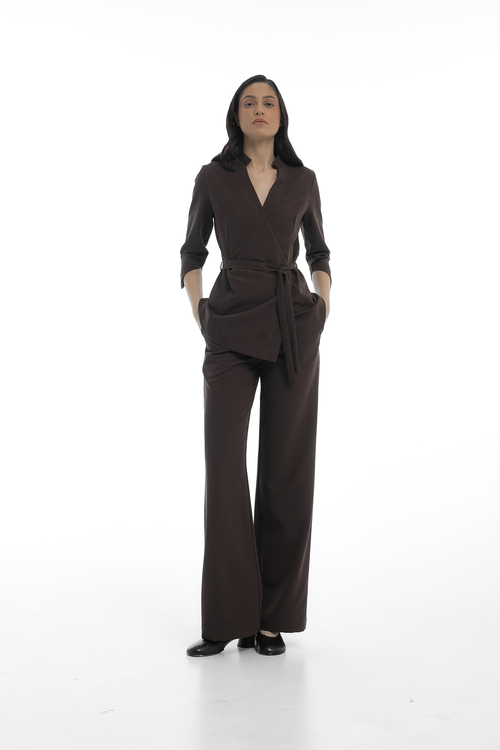 Костюм блуза на запах и брюки клеш