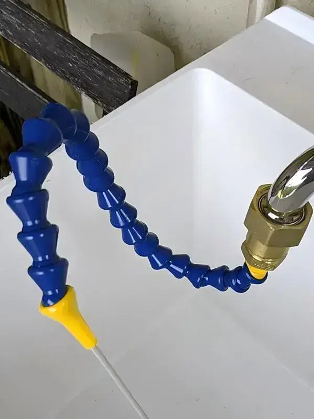 Трубка подачи СОЖ с Краном 400 мм, гибкая G 1/4 " для станков, шарнирная с круглым соплом ANGO-UFA