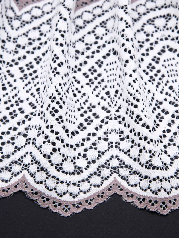 03-177  Кружево эластичное 17 см, белый/темно-лиловый