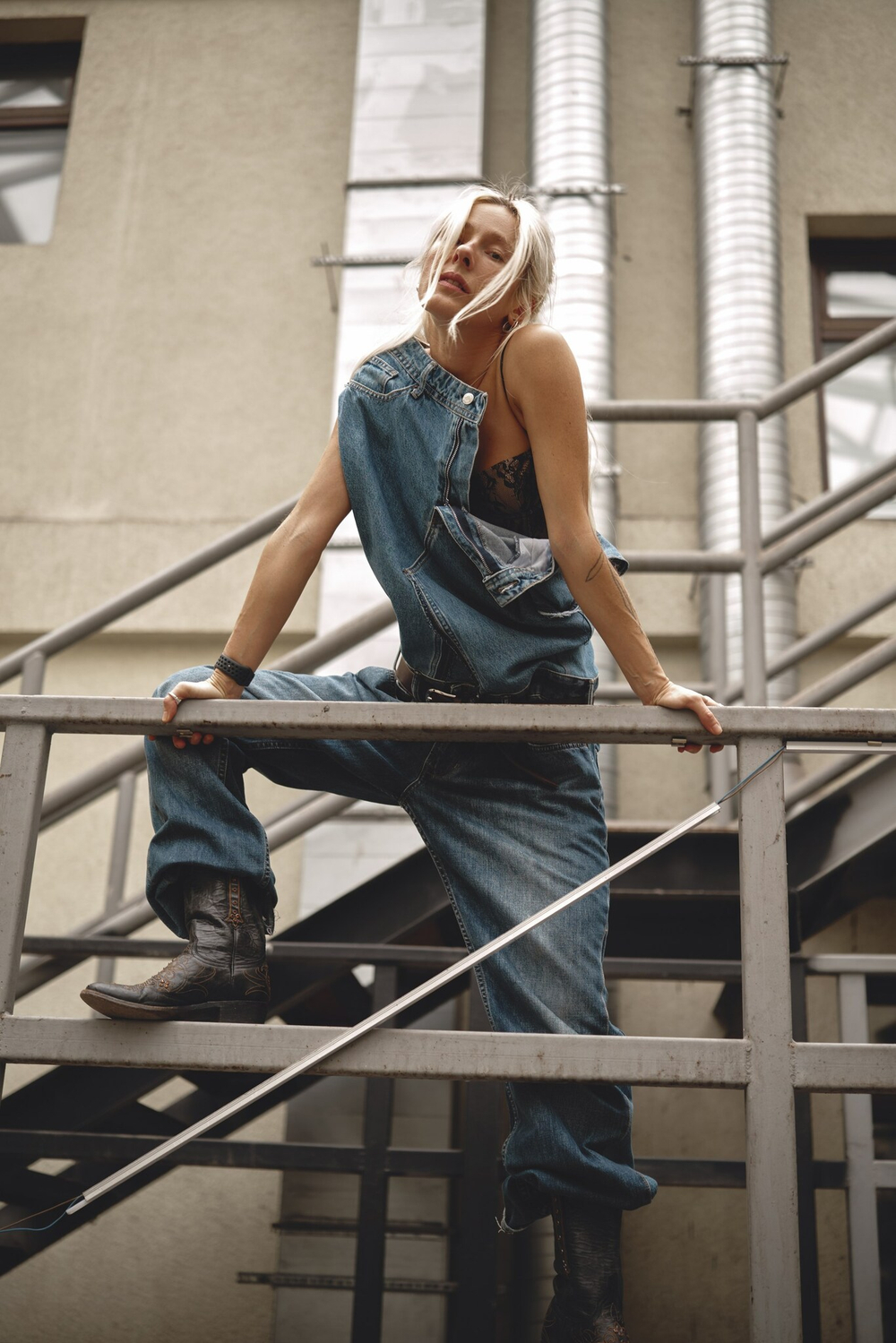 Upcycling комбинезон объемный