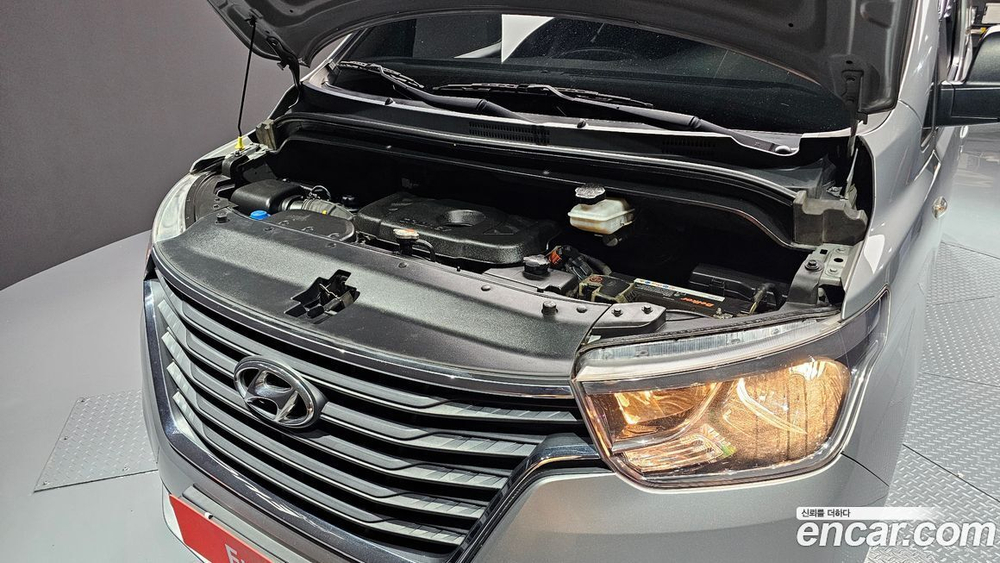 Hyundai The New Grand Starex Van 5인승 (08.2020)