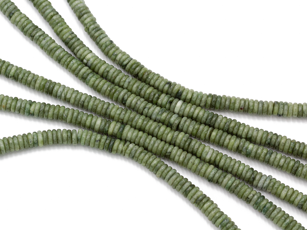 Нить бусин из нефрита 6мм, рондель