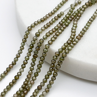 Фианит (кубический цирконий), цвет оливковый, размер 2 мм, цена за нить 38 см