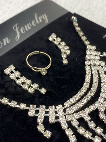 Комплект украшений, 4 предмета