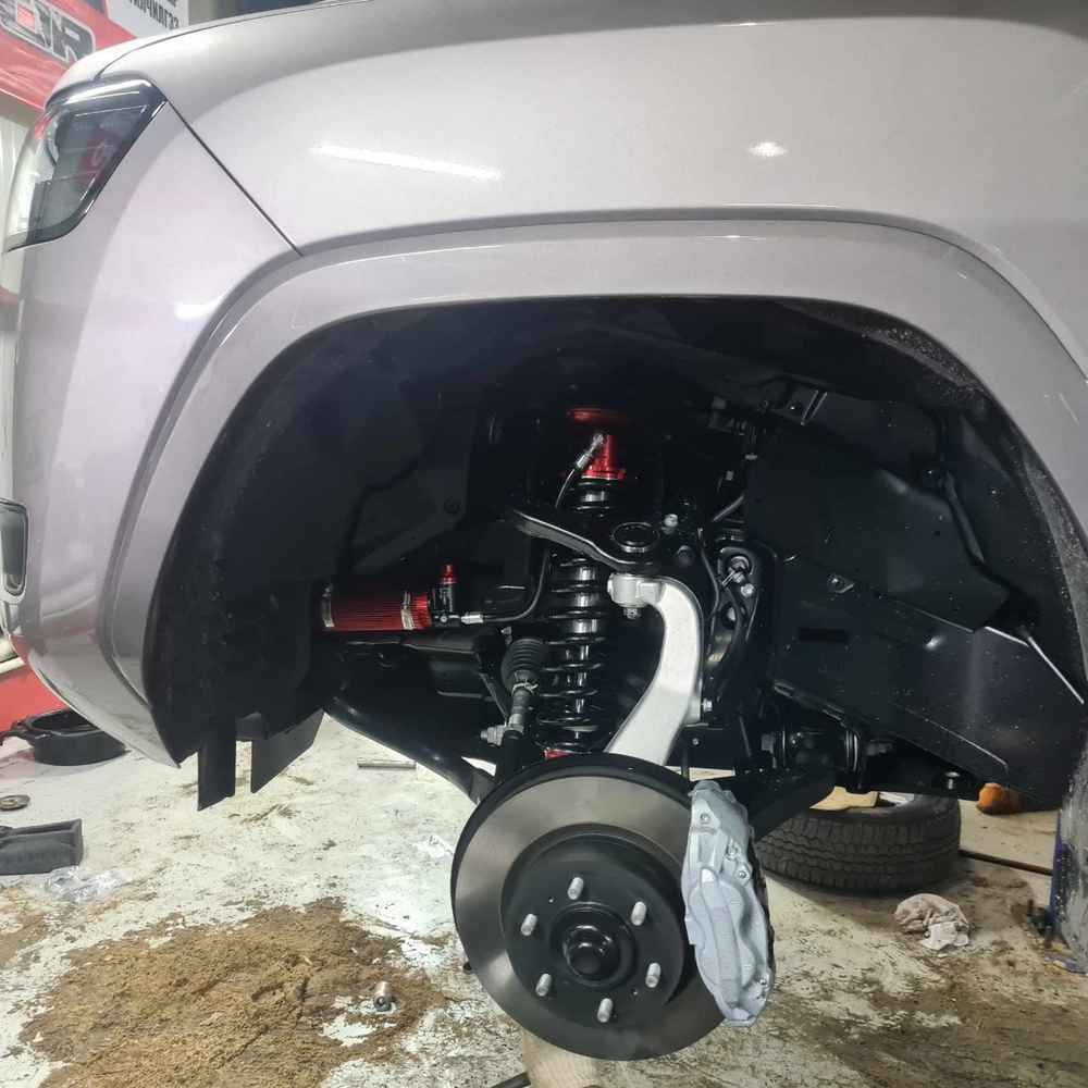 Toyota Land Cruiser 300 лифт-комплект STR +2" ST8000