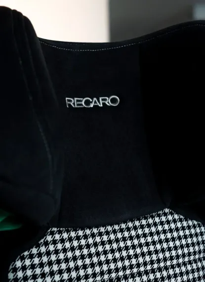 Автокресло Recaro Axion 1 Limited Edition Pepita