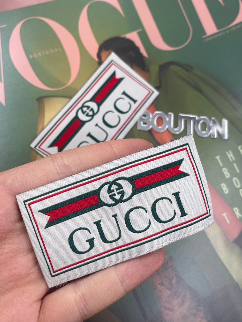 Бирка Гучч. разноцветная 80х41 мм