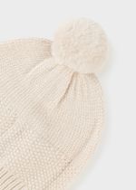 шапка с шарфом и варежками