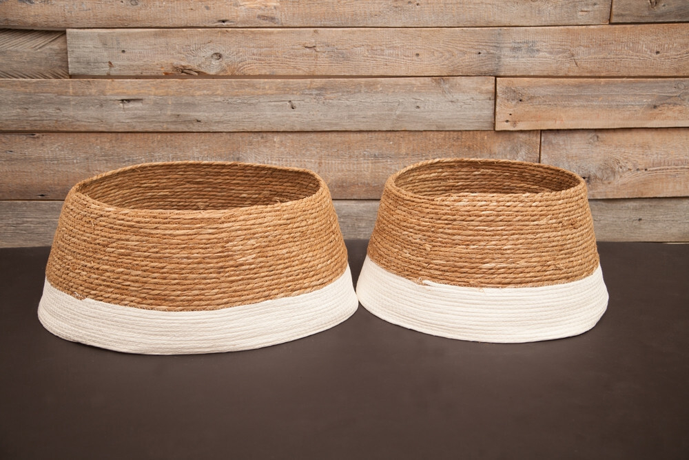 Джутовая корзинка для елки 26х58 House of Seasons коричневая с белой полосой