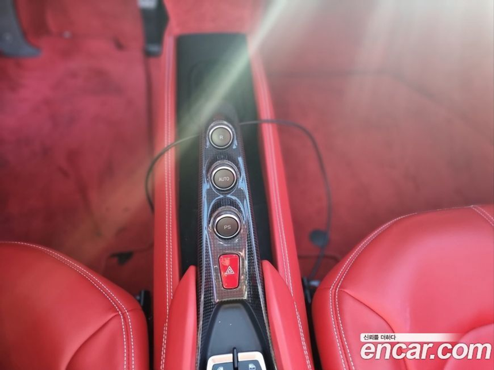 Ferrari F8 Tribute 3.9 V8 (09.2021)