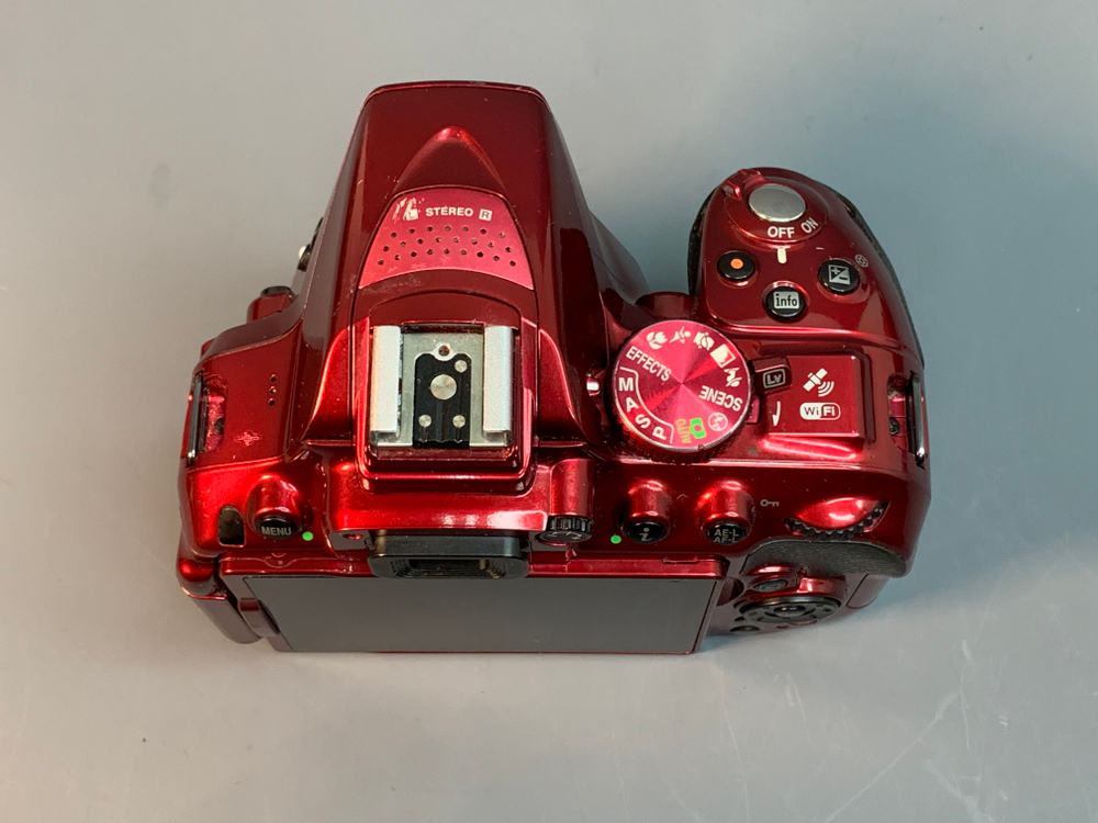 Nikon D5300 Kit 18-55mm 30.000 кадров